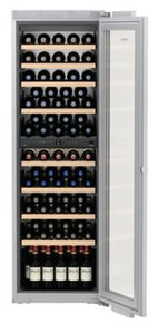 El gabinete para vinos multitemperatura HW8000 totalmente integrado seguramente complementará cualquier diseño de cocina, bar o sala de estar. La temperatura en cada una de las dos sofisticadas zonas de temperatura se puede establecer entre 41 ° F y 68 ° F, lo que garantiza condiciones de almacenamiento óptimas para almacenar tintos, blancos y champagnes.