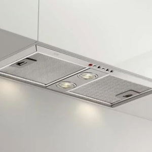 Campana integrable 60CM - GFH55  Voltaje: 110V Requiere polo a tierra: No Potencia máxima motor: 270 w Frecuencia: 60 Hz Bombillas de luz: Halógena Velocidades: 2 Duración filtro de carbón: 3-6 meses Tipo de filtro: C3C Capacidad de extracción motor: 800 m3/h Capacidad de extracción máxima de la campana: 329 m3/h Número de filtros: 1