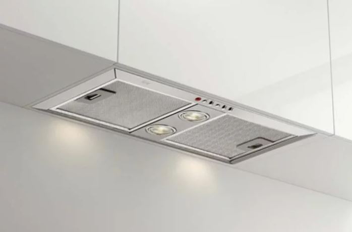 Campana integrable 60CM - GFH55  Voltaje: 110V Requiere polo a tierra: No Potencia máxima motor: 270 w Frecuencia: 60 Hz Bombillas de luz: Halógena Velocidades: 2 Duración filtro de carbón: 3-6 meses Tipo de filtro: C3C Capacidad de extracción motor: 800 m3/h Capacidad de extracción máxima de la campana: 329 m3/h Número de filtros: 1