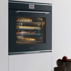 Horno eléctrico mythos - FMY 99 P XS Inox satinato  Voltaje: 220V Control: Pantalla táctil Pirolítico: Si Capacidad: 73 L Funciones: (14) pre calentamiento rápido, convencional, grill, turbo grill, are forzado, multicooking, convección, descongelar, mantener calienta, aire forzado eco, maxi cooking, leudar, pre cocidos, cocción de congelador Cookassist: Si Cierre suave: Si Guías telescópicas: Si Clasificación energética: A+