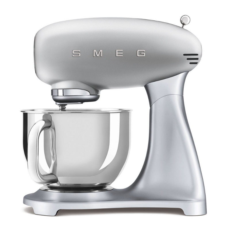 Stand mixer retro-style smeg plateado - SMF02SVUS