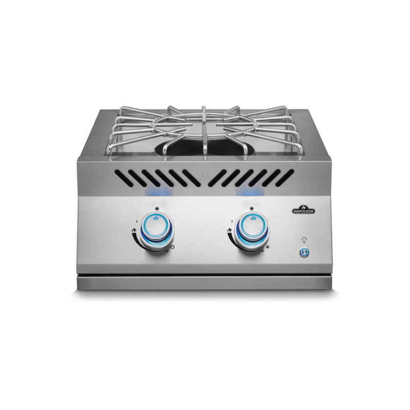 Modulo Napoleon Gas Dual Power Burner 18" - 60,000 BTU Superficie total de cocción de 310 po² Ideal para ollas grandes para disfrutar de guisos de mariscos y más Perillas de control con SafetyGlow Rejillas para cocinar de dos piezas de acero inoxidable Sistema de encendido JETFIRE™ Se puede usar como quemador lateral para preparar guarniciones y salsas mientras se asa en la parrilla