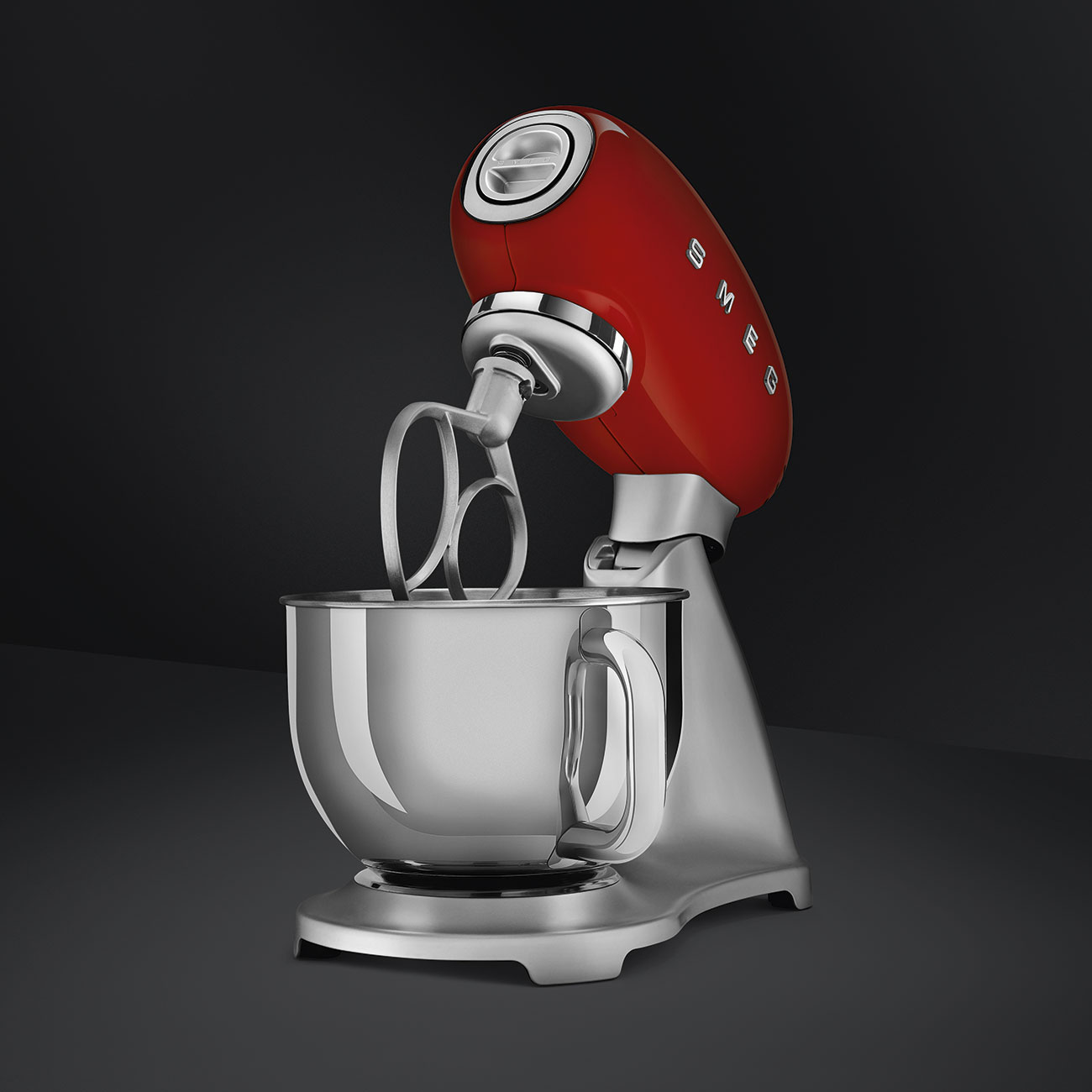 Stand mixer retro-style smeg rojo - SMF02RDUS